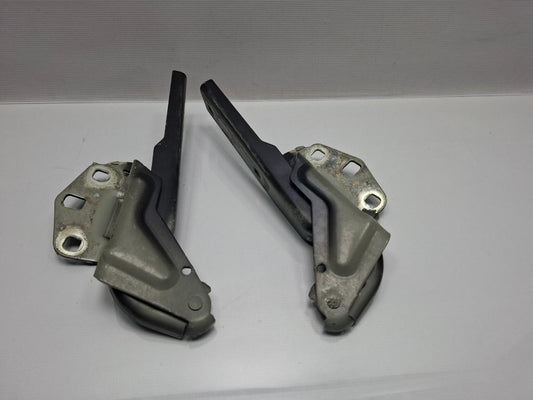 Set balamale VOLKSWAGEN PASSAT CC 357 2008 - 20122.0 TSI CCZB 3C8823301A , 3C8823302A