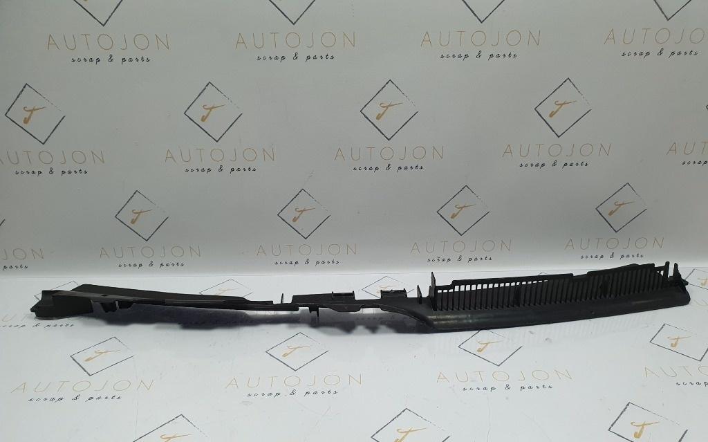 Deflector aer intercooler VOLKSWAGEN PASSAT Variant 3C5 2005 - 2011 3C0121330