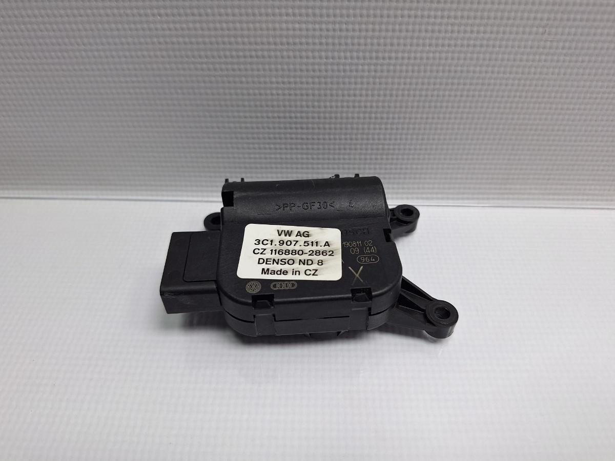Motoras reglaj aeroterma V107 VOLKSWAGEN PASSAT CC 357 2008 - 2012 TSI CCZB 3C1907511A