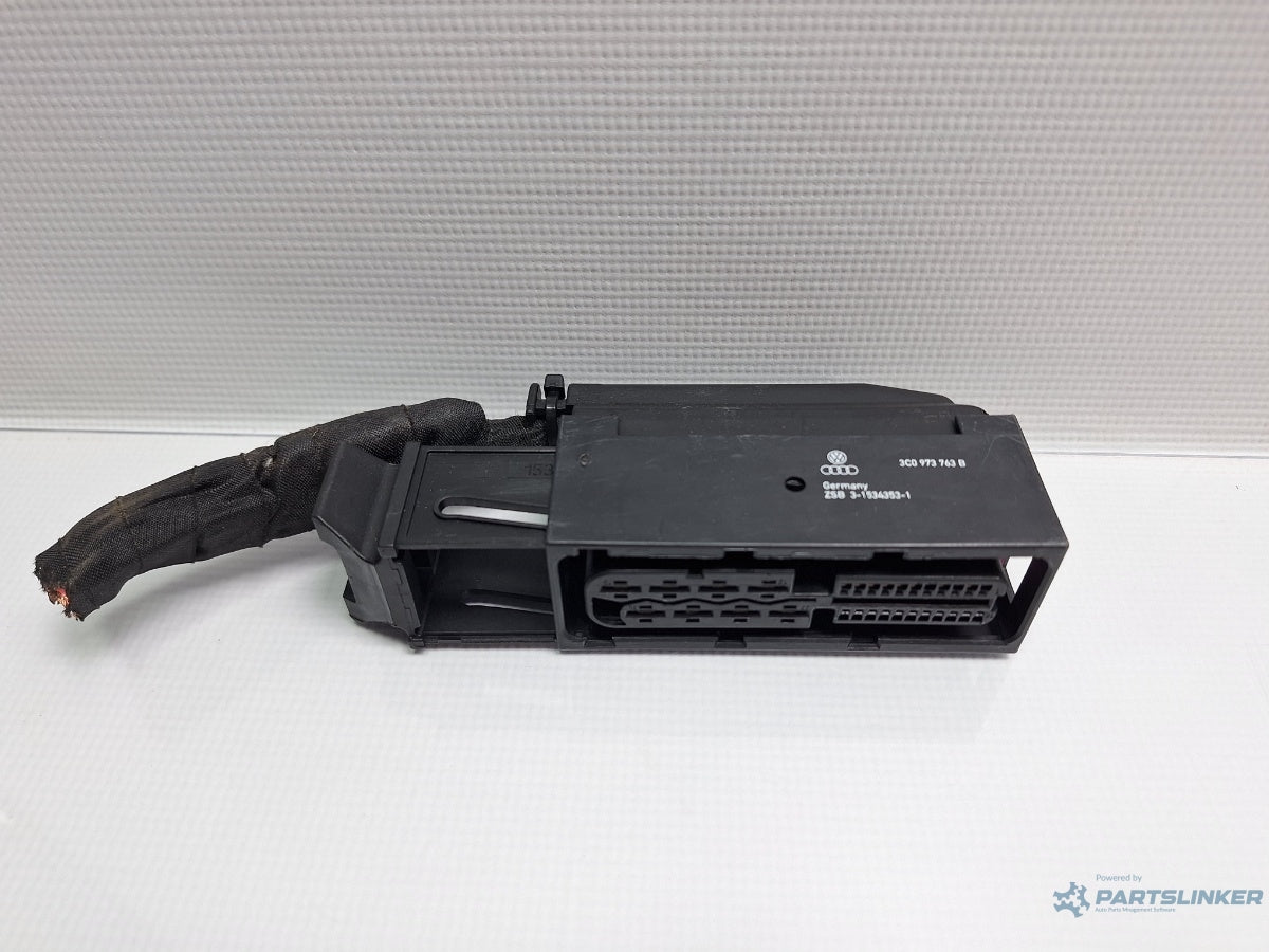 Mufa conector VOLKSWAGEN PASSAT CC 357 2008 - 2012 TSI CCZB 3C0973763B