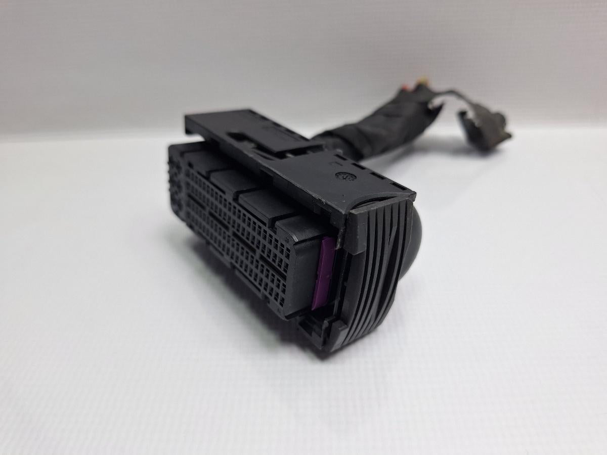 Mufa conector ECU motor VOLKSWAGEN PASSAT CC 357 2008 - 2012 TSI CCZB 3C0906385