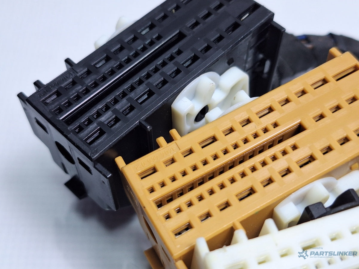 Mufe conectori modul BCM VOLKSWAGEN PASSAT CC 357 2008 - 2012 TSI CCZB 1K0937702F , 1K0937702E