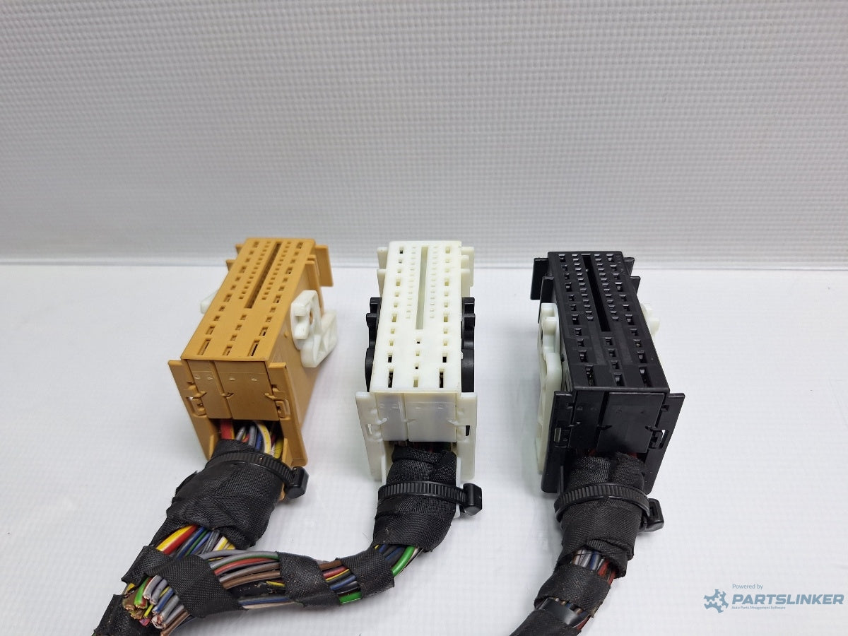 Mufe conectori modul BCM VOLKSWAGEN PASSAT CC 357 2008 - 2012 TSI CCZB 1K0937702F , 1K0937702E