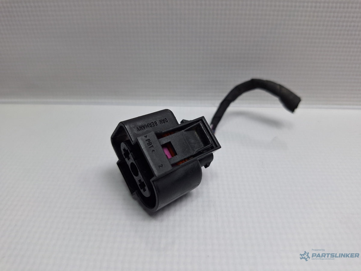 Mufa conector senzor nivel vas lichid parbriz VOLKSWAGEN PASSAT CC 357 2008 - 2012 TSI CCZB 1J0973202