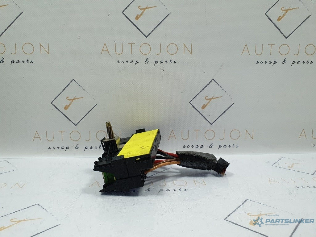 Panou sigurante PEUGEOT 406 8B 1995 - 2005 HDI 110 RHZ (DW10ATED), PEUGEOT 206 Hatchback 2A/C 1998 - > 2.0 HDI 90 RHY (DW10TD) 9636079380