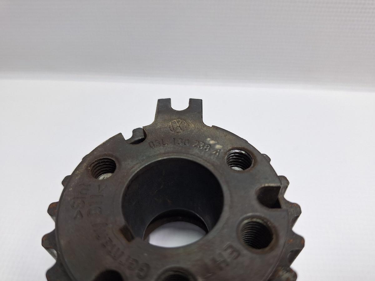 Pinion  pompa inalte AUDI A6 C6 2004 - 2011 2.0  TDI CAHA 03L130238A , 03L130111D
