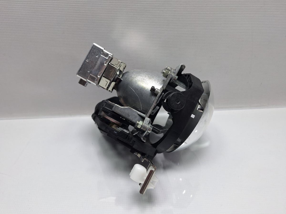 Lupa far stanga SKODA OCTAVIA Combi 5E5 2012 - > TDI CKFC, CRMB, CYKA 1307022876