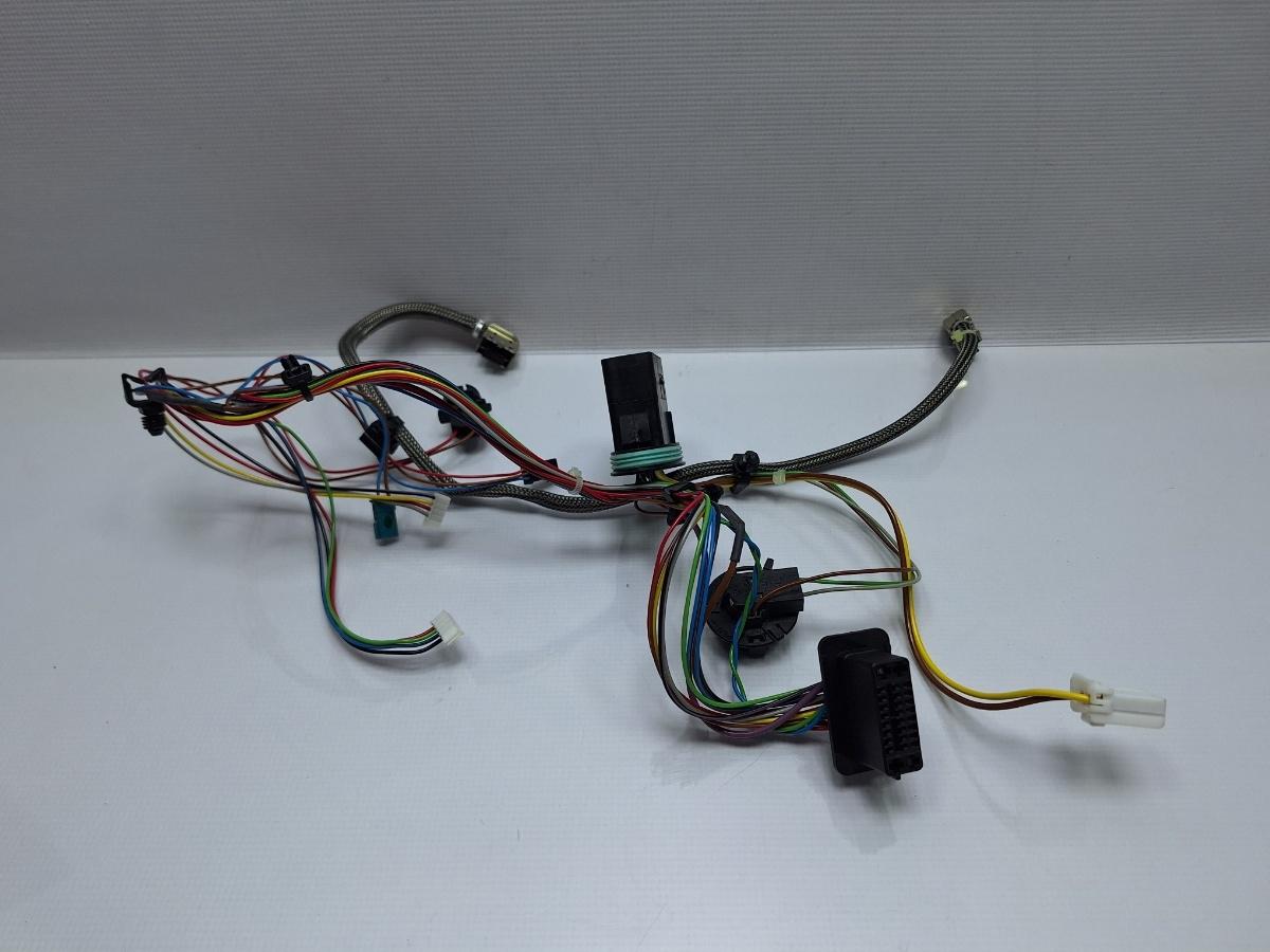 Instalatie electrica far stanga SKODA OCTAVIA Combi 5E5 2012 - > TDI CKFC, CRMB, CYKA AUTOMOTIVE 1304491023 5E0941813A