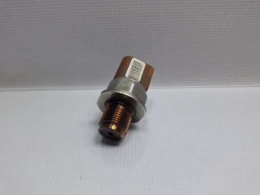 Senzor presiune rampa AUDI A6/S6 III Saloon 4F2, C6 2004 - 2011 TDI CAHA 03L906051