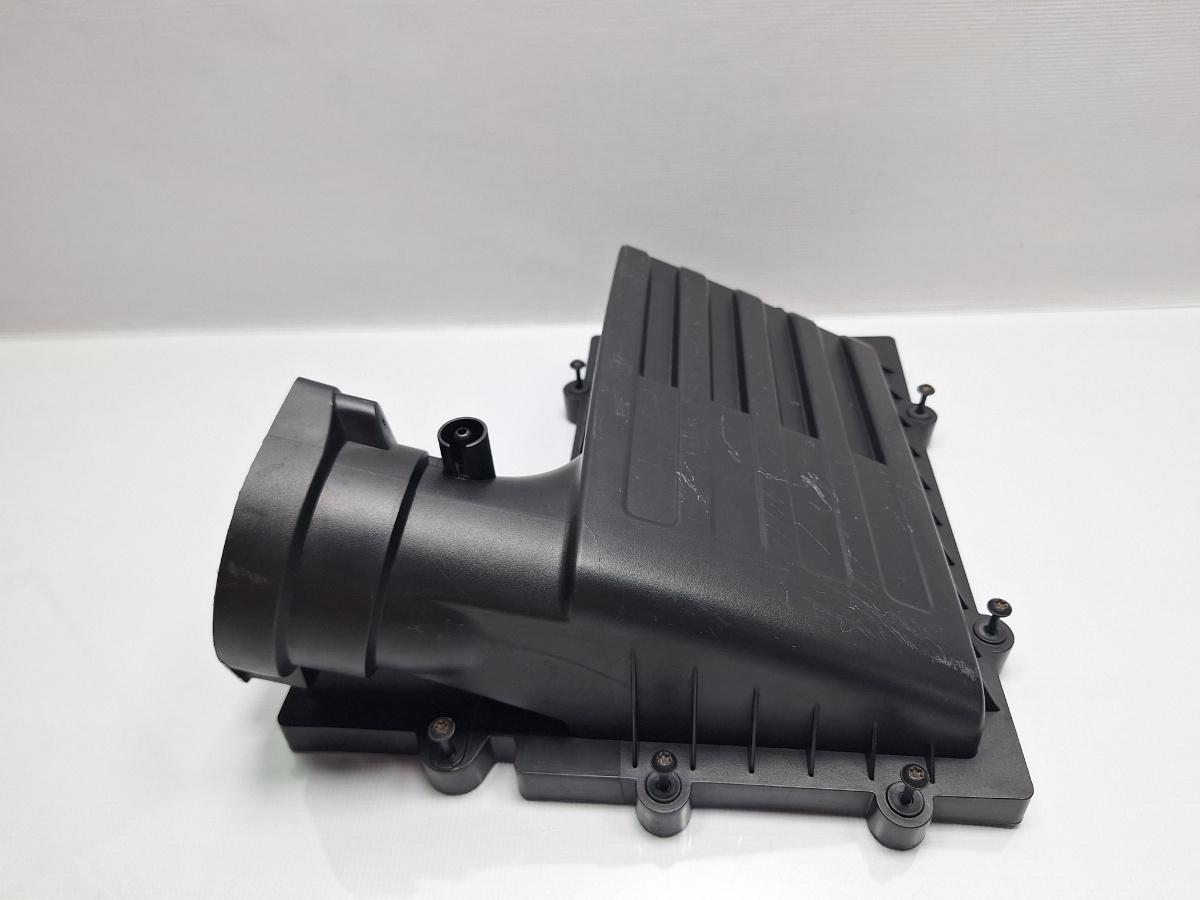 Capac filtru aer SKODA OCTAVIA Combi 5E5 2012 - > TDI CKFC, CRMB, CYKA 5Q0129607AA