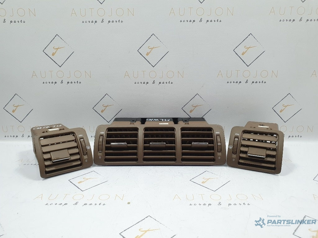 Set grile aer bord MERCEDES-BENZ M-CLASS W163 1998 - 2005 2.7 ML 270 CDI OM 612.963 A1638300154  , 16754850