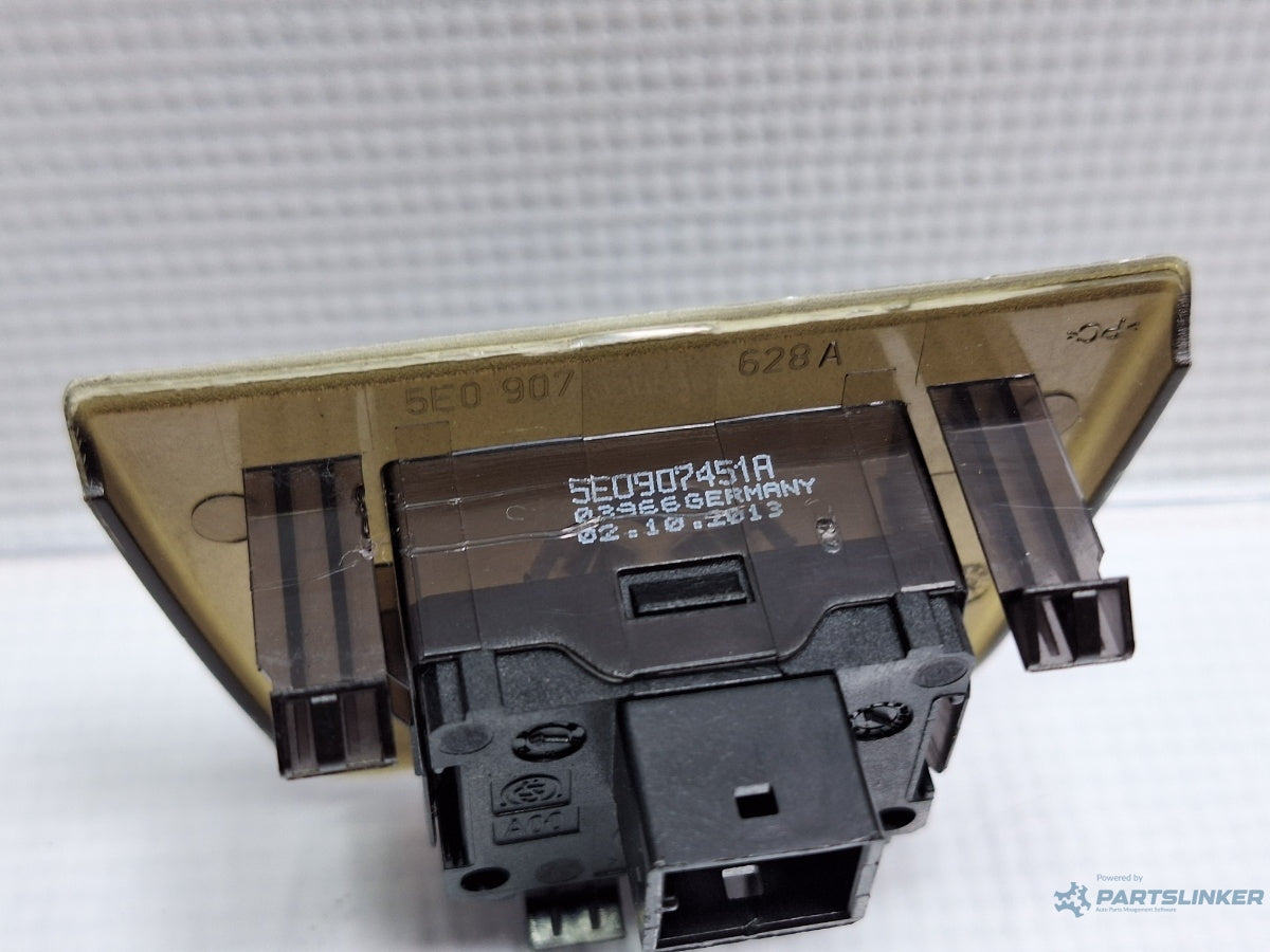 Senzor solar SKODA OCTAVIA Combi 5E5 2012 - > TDI CKFC, CRMB, CYKA 5E0907451A