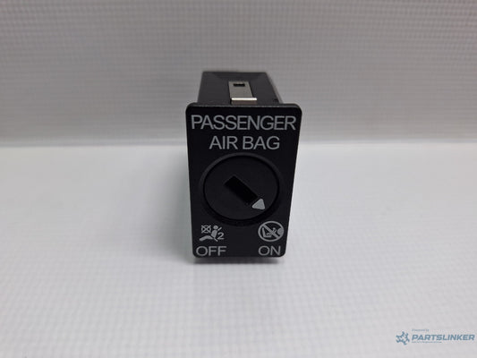 Buton airbag SKODA OCTAVIA Combi 5E5 2012 - > TDI CKFC, CRMB, CYKA 5C5919237