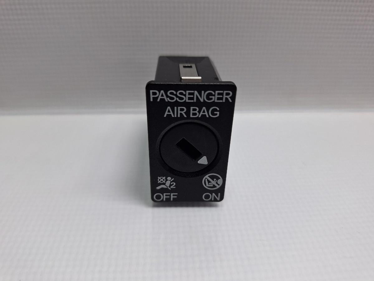 Buton airbag SKODA OCTAVIA Combi 5E5 2012 - > TDI CKFC, CRMB, CYKA 5C5919237