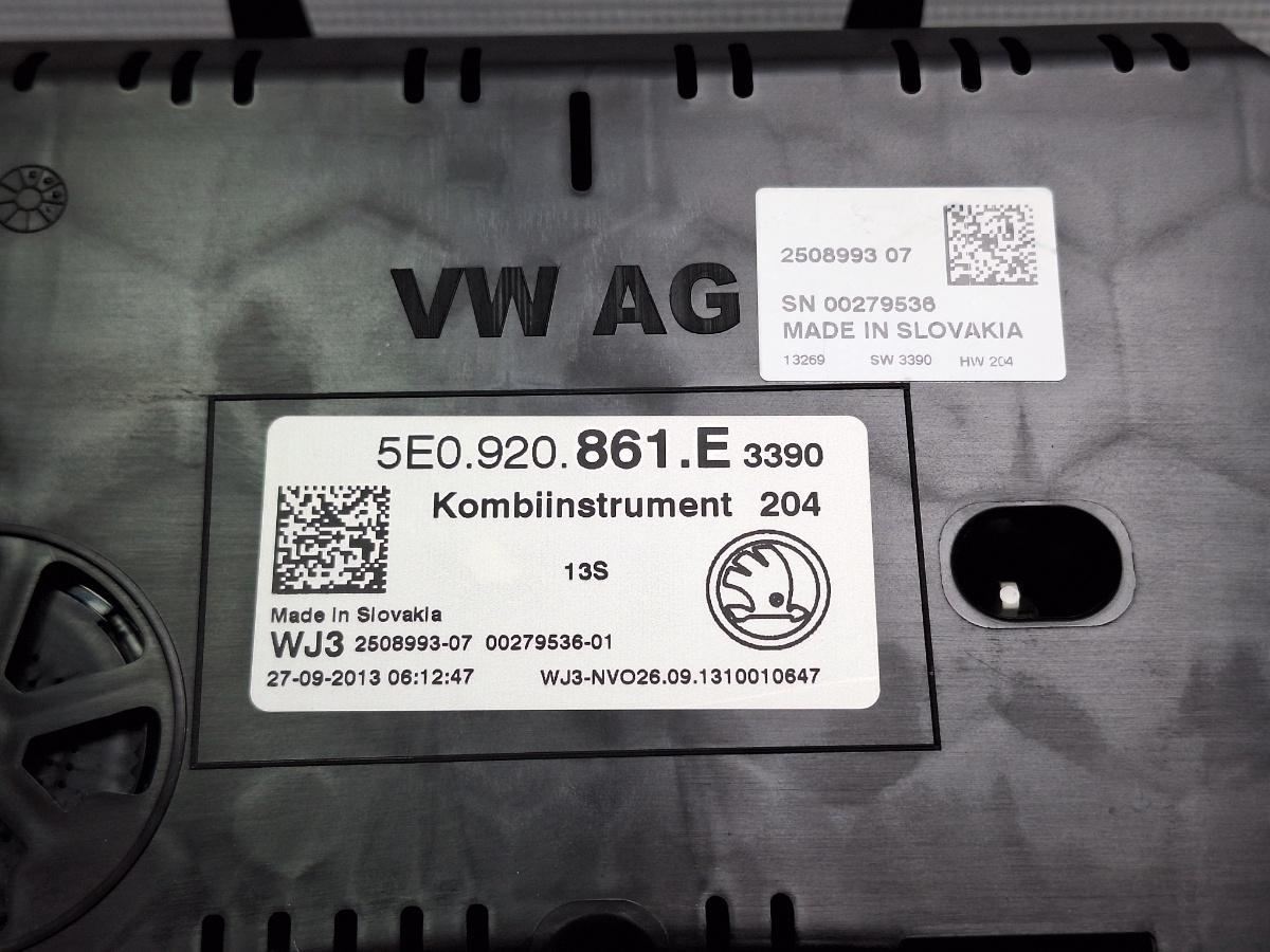 Ceasuri bord SKODA OCTAVIA Combi 5E5 2012 - > TDI CKFC, CRMB, CYKA 5E0920861E