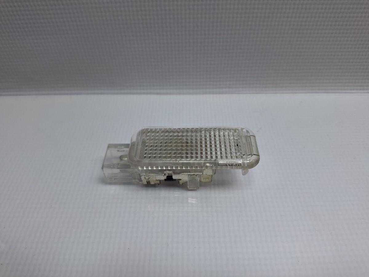 Lampa lumina torpedou SKODA OCTAVIA Combi 5E5 2012 - > TDI CKFC, CRMB, CYKA 3B0947415