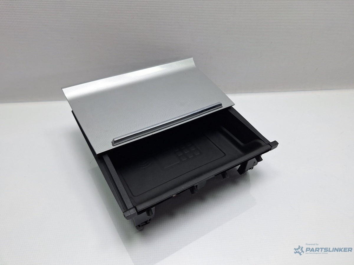 Scrumiera cu amplificator antena SKODA OCTAVIA Combi 5E5 2012 - > TDI CKFC, CRMB, CYKA 5E0035502