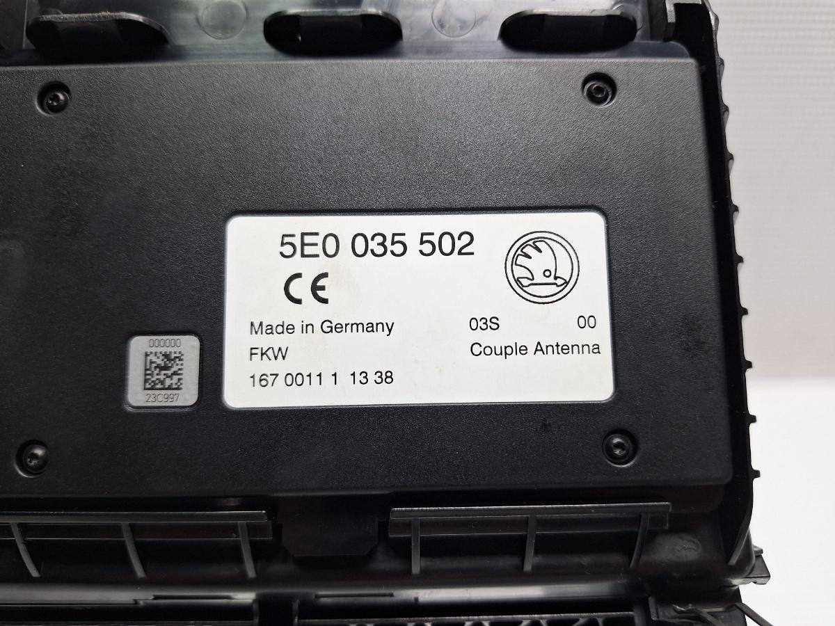 Scrumiera cu amplificator antena SKODA OCTAVIA Combi 5E5 2012 - > TDI CKFC, CRMB, CYKA 5E0035502