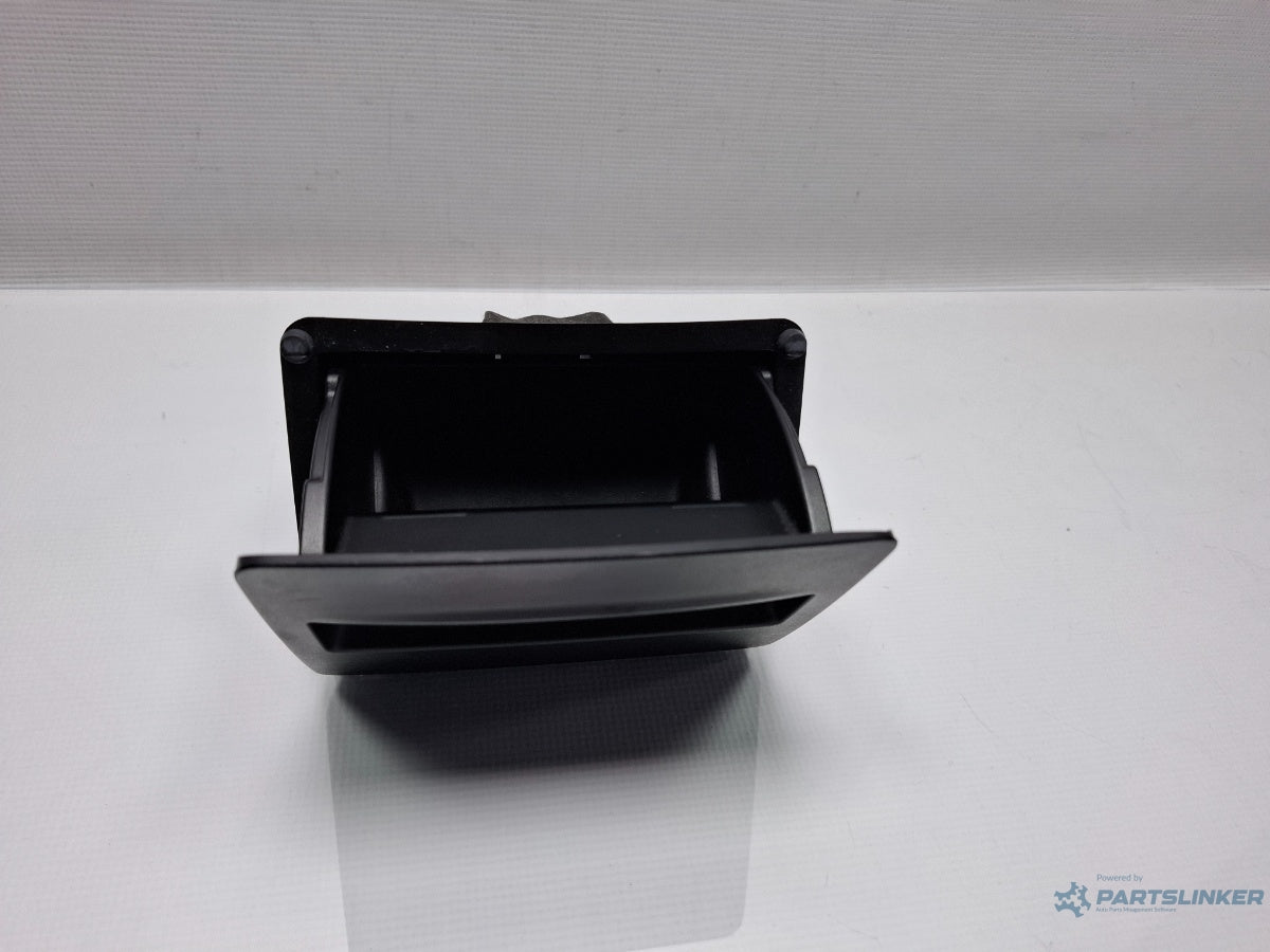 Scumiera spate SKODA OCTAVIA Combi 5E5 2012 - > TDI CKFC, CRMB, CYKA 5E0863284B