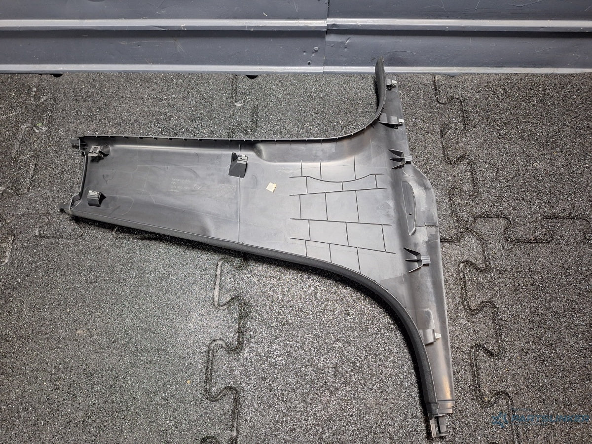 Ornament stâlp (B) (inferior) SKODA OCTAVIA Combi 5E5 2012 - > TDI CKFC, CRMB, CYKA 5E0853369