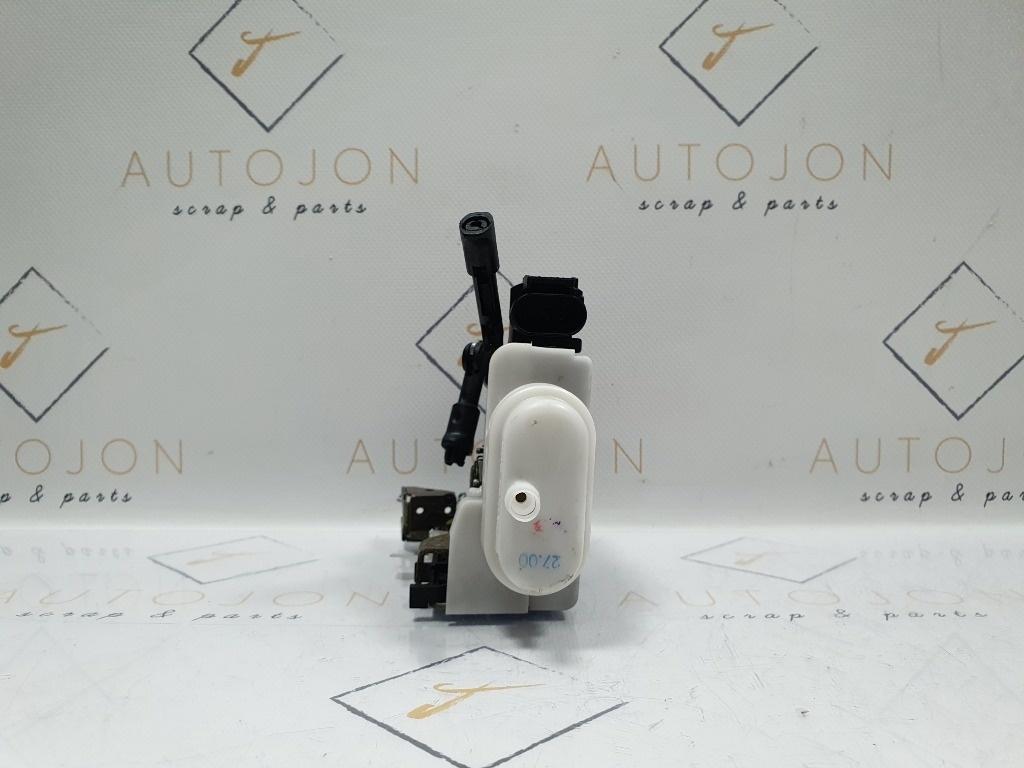 Broasca usa dreapta fata AUDI A3 8L1 1996 - 2006 8L1837016A  8L0173B