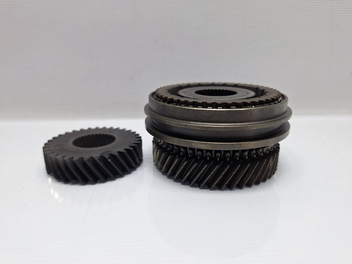 Pinioane treapta a 5 a VOLKSWAGEN PASSAT 365 2010 - 2014 1.6 TDi BlueMotion CAYC 02A311361BG