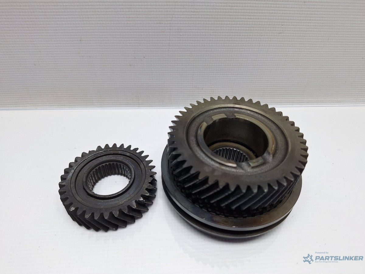 Pinioane treapta a 5 a VOLKSWAGEN PASSAT 365 2010 - 2014 1.6 TDi BlueMotion CAYC 02A311361BG