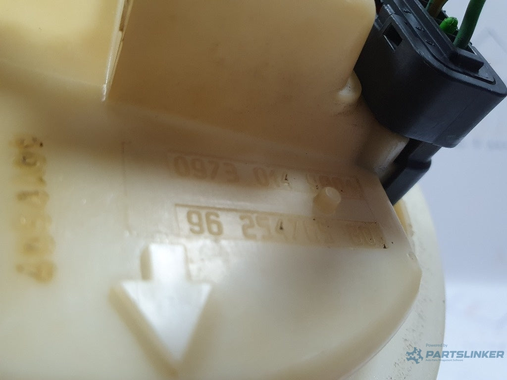 Pompa combustibil rezervor  PEUGEOT 206 Hatchback 2A/C 1998 - > 2.0 HDI 90 RHY (DW10TD) 9730149901