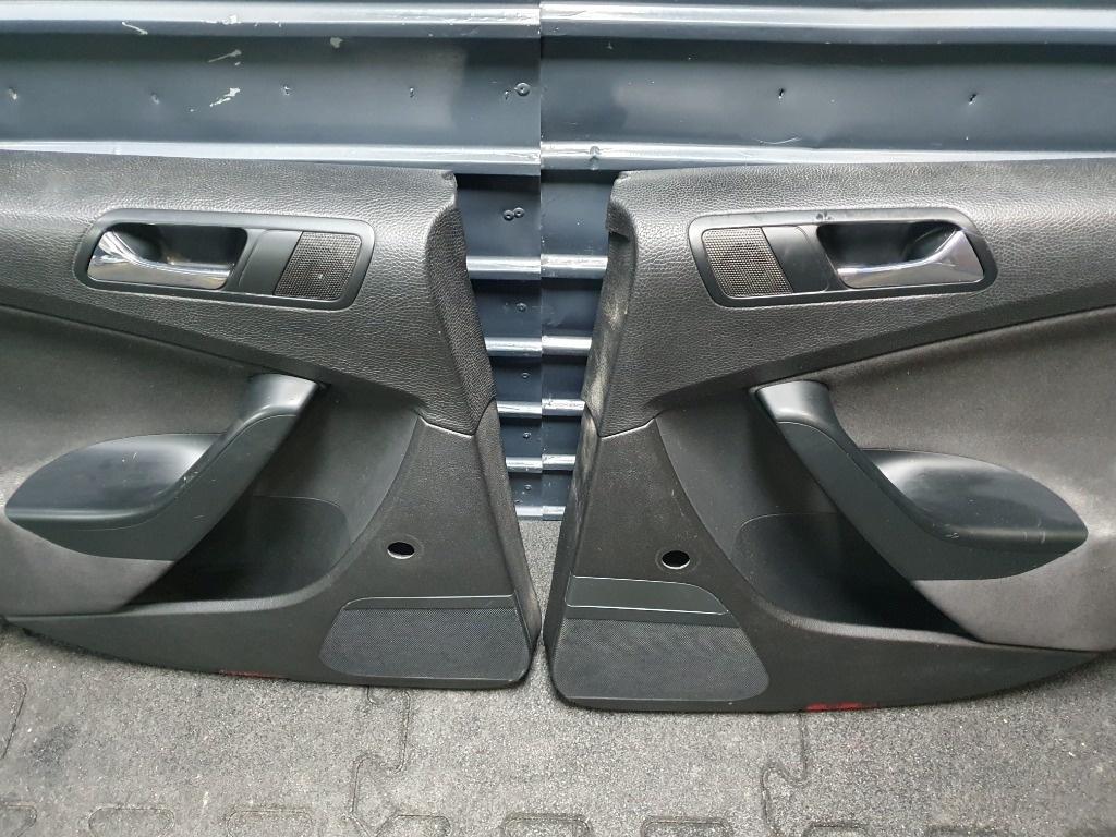 Set panouri usa spate VOLKSWAGEN PASSAT Variant 3C5 2005 - 2011 2.0 TDI BMP 3C5867212 , 3C5867211