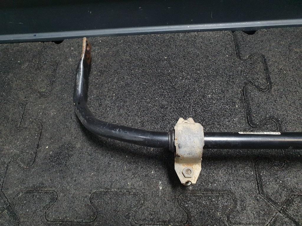 Bara stabilizatoare fata VOLKSWAGEN PASSAT Variant 3C5 2005 - 2011 2.0 TDI BMP 3C0411303AC