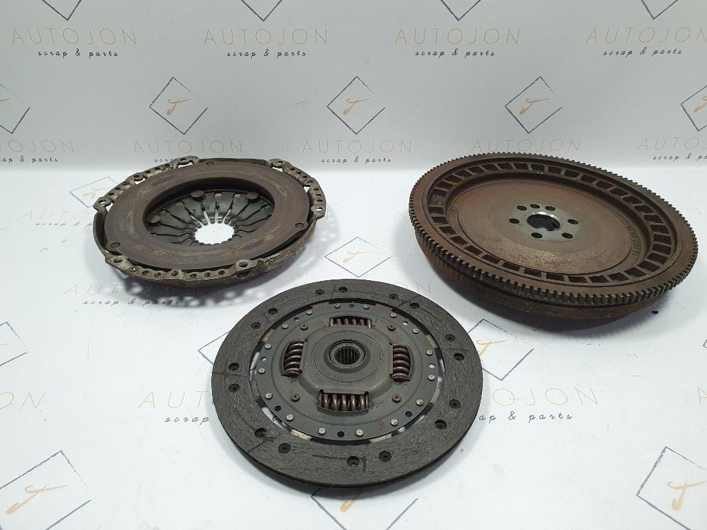 Kit ambreiaj complet  FORD FOCUS II DA_, HCP, DP 2004 - 2013 163082000499  161878077401