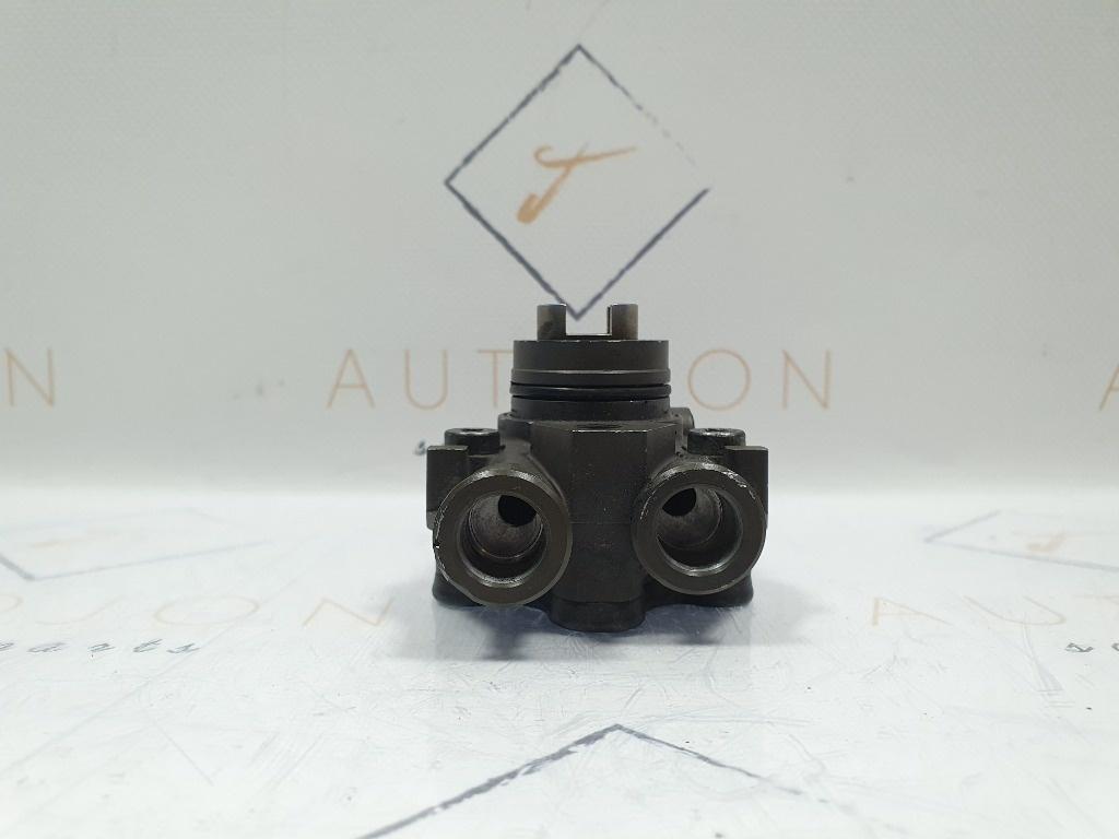 Pompa joasa presiune MERCEDES-BENZ VIANO W639 2003 - > 2.0 CDI OM 646.982 A6110900250 ,