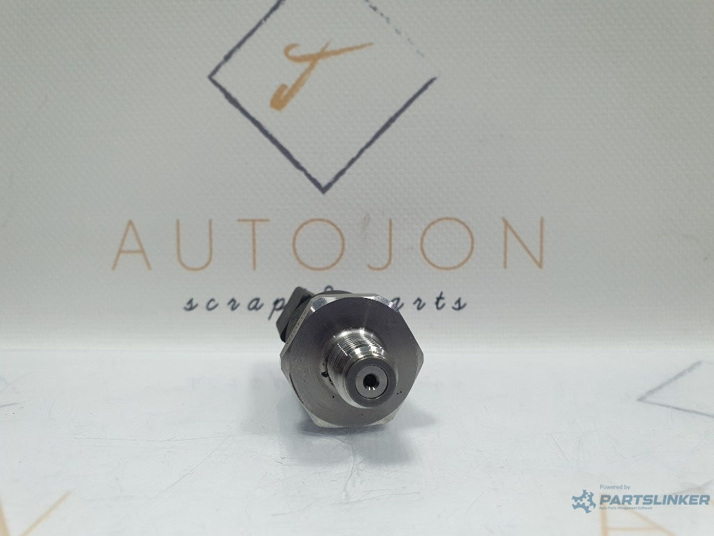 Senzor presiune combustibil MERCEDES-BENZ VITO / MIXTO Box W639 2003 - > 2.2 109 CDI OM 646.983 A0041531528 /  0281002239