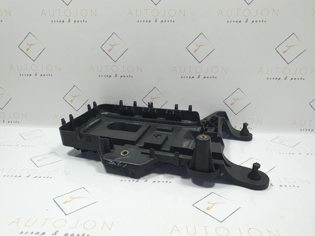 Suport baterie VOLKSWAGEN JETTA III 1K2 2004 - 2010 1KM951333
