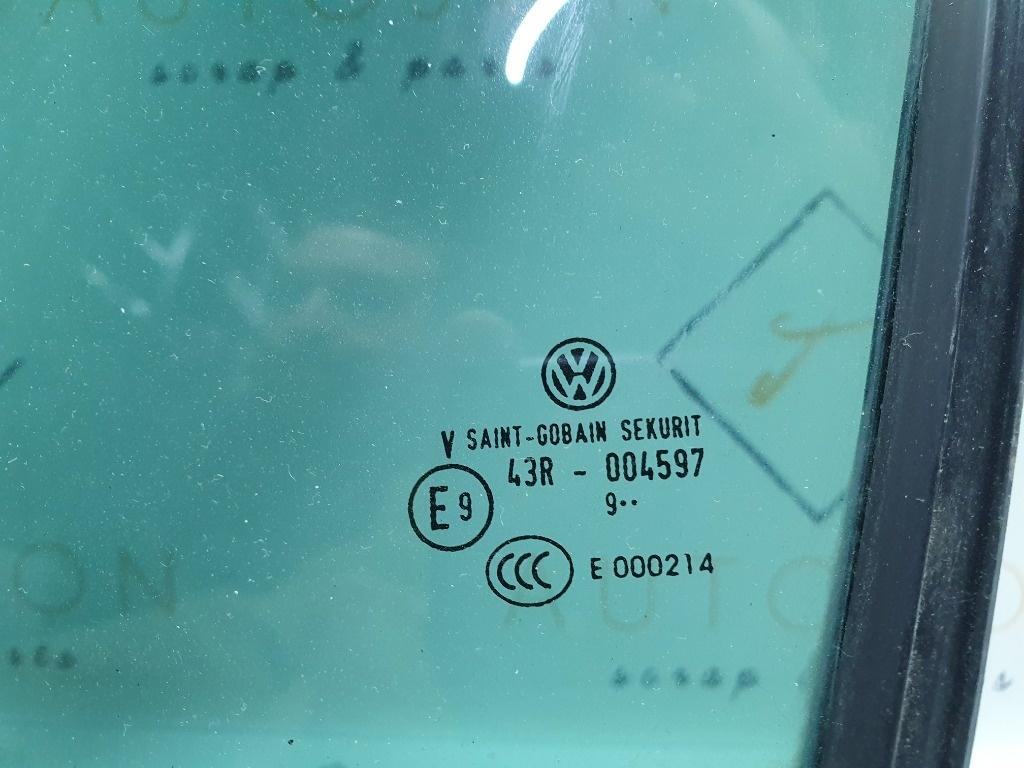 Geam fix dreapta spate cu rama dreapta spate VOLKSWAGEN JETTA III 1K2 2004 - 2010 SAINT-GOBAIN 43R004597 1K5845216B