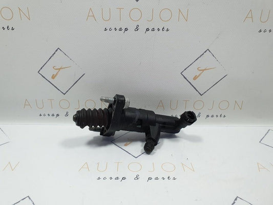 Cilindru receptor ambreiaj VOLKSWAGEN JETTA III 1K2 2004 - 2010 1K0721261L
