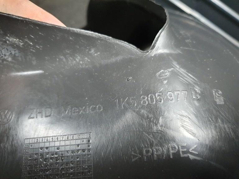 Pasaj/Carenaj roata fata VOLKSWAGEN JETTA III 1K2 2004 - 2010 1K5805977B