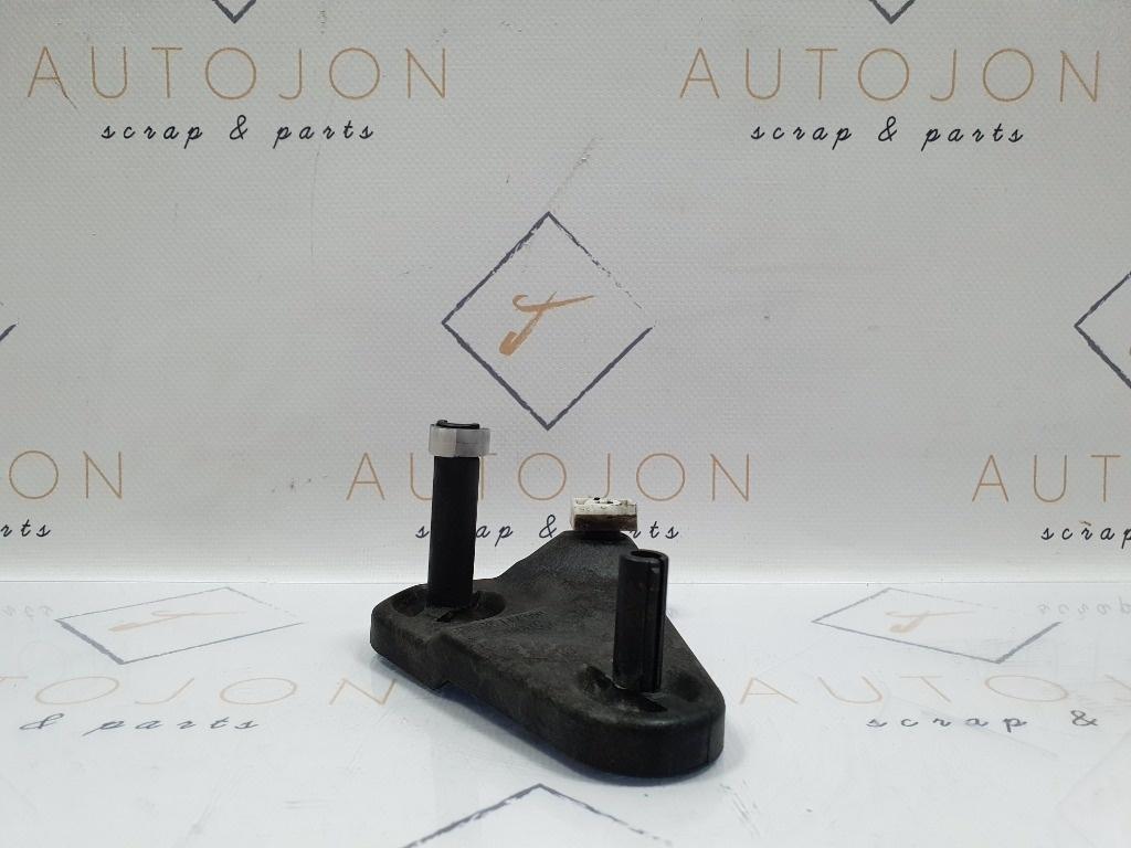 Levier schimbator viteze VOLKSWAGEN JETTA III 1K2 2004 - 2010 1K0711203G