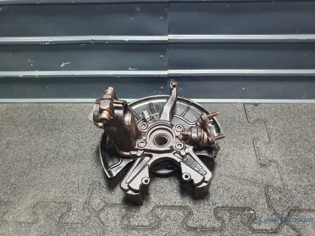 Fuzeta  dreapta fata VOLKSWAGEN JETTA III 1K2 2004 - 2010 1.6 TDI CAYC 1K0615312 , 1K0407256P