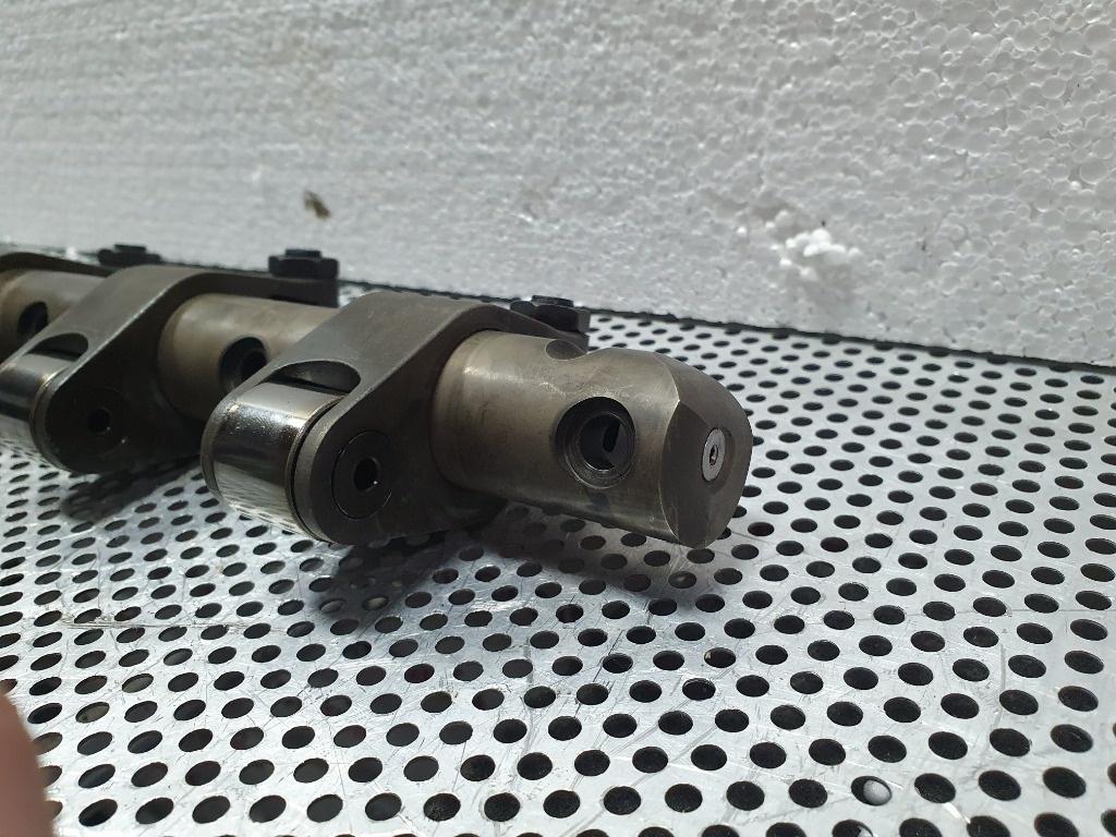 Rampa culbutori injectoare VOLKSWAGEN PASSAT Variant 3C5 2005 - 2011 TDI BMR, CBBB VAG  03G109527A