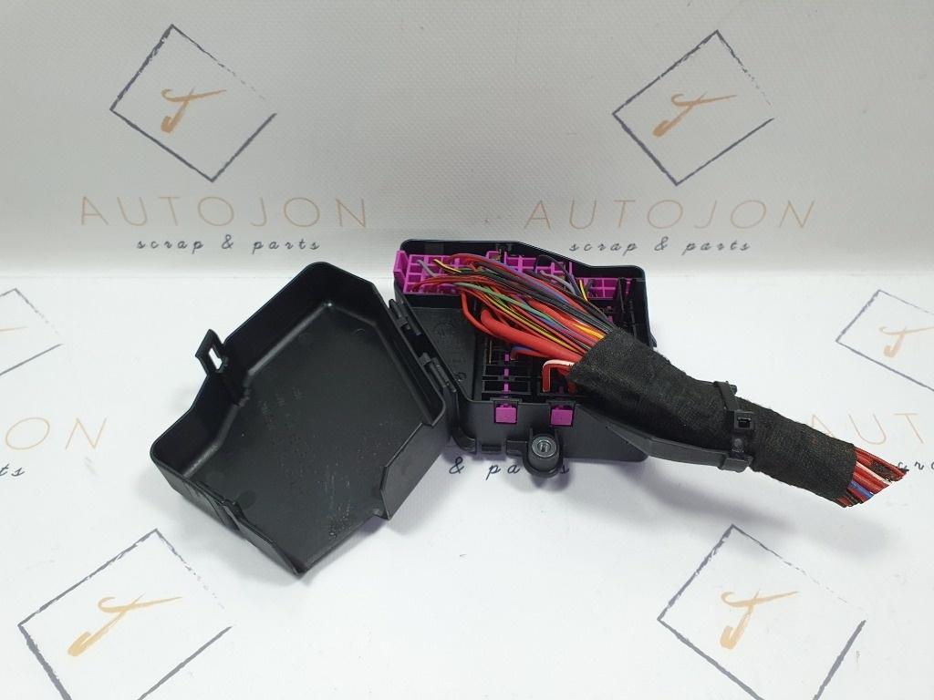 Panou sigurante AUDI A6/S6 III Saloon 4F2, C6 2004 - 2011 8D1941824