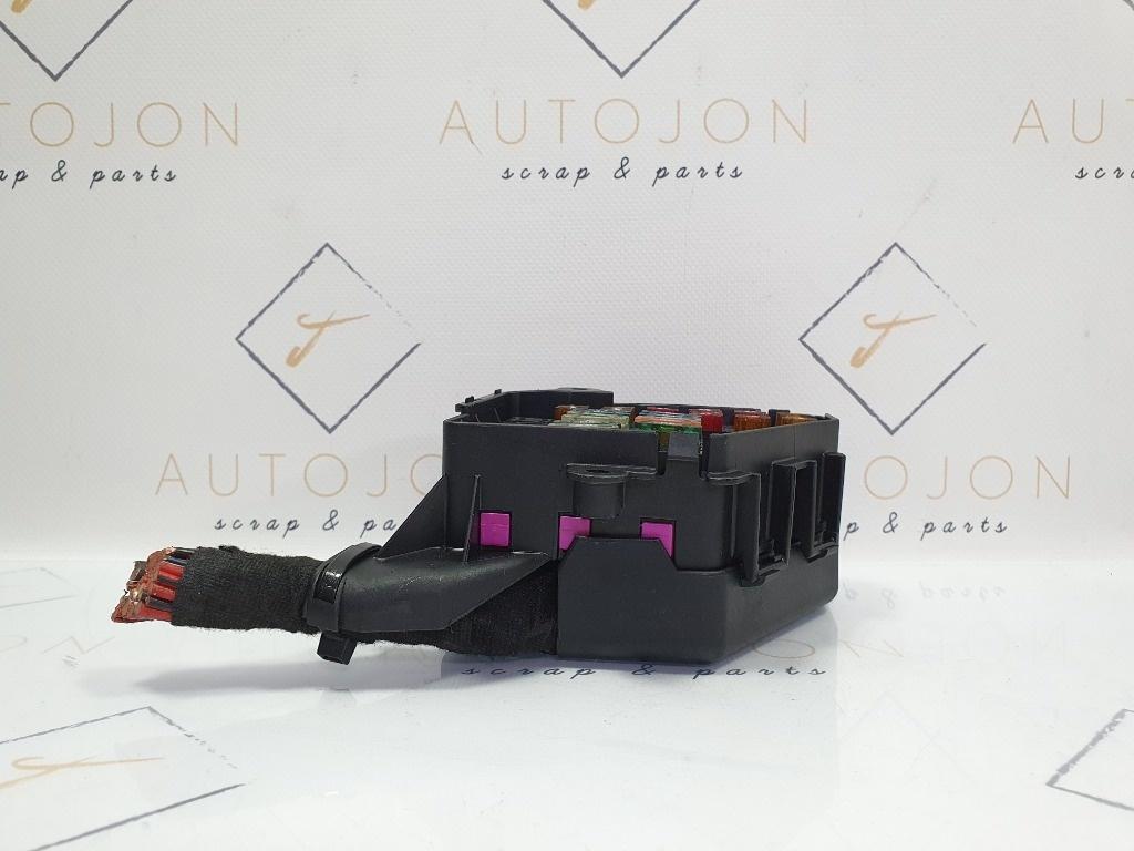 Panou sigurante AUDI A6/S6 III Saloon 4F2, C6 2004 - 2011 8D1941824