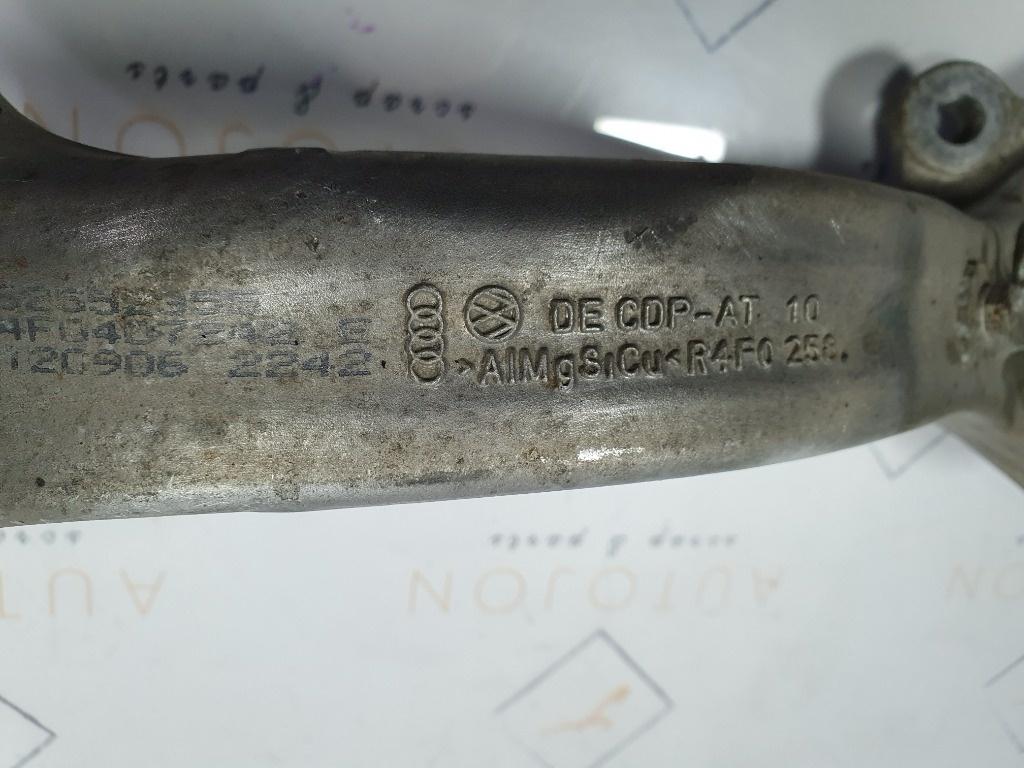 Fuzeta dreapta fata AUDI A6/S6 III Saloon 4F2, C6 2004 - 2011 4F0407242E
