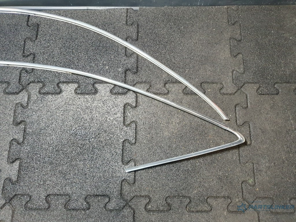 Set ornamente cromate caroserie  AUDI A6/S6 III Saloon 4F2, C6 2004 - 2011 3.0 TDI quattro BMK 4F5853703D , 4F5853704D