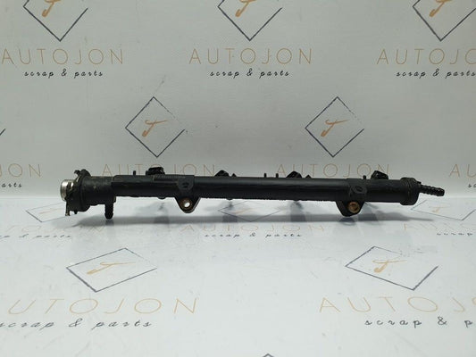 Rampa cu injectoare VOLKSWAGEN POLO 6N1 1994 - 1999 1.4 60 AEX, AKV, APQ 030133319L  ,