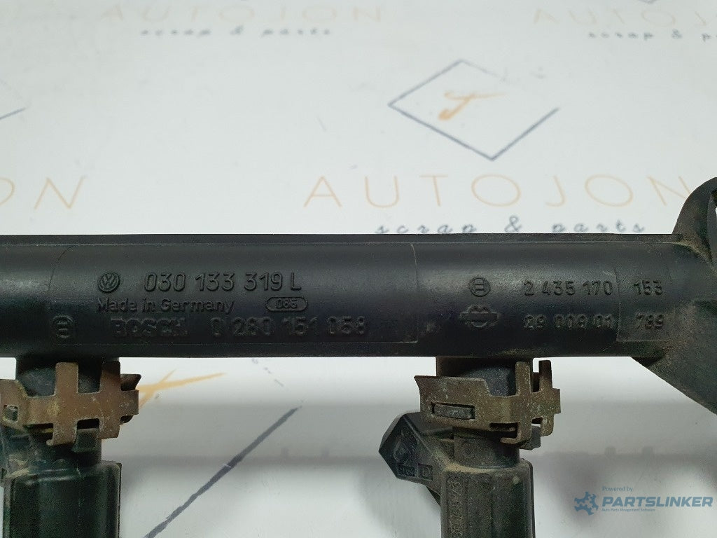 Rampa cu injectoare VOLKSWAGEN POLO 6N1 1994 - 1999 1.4 60 AEX, AKV, APQ 030133319L  ,