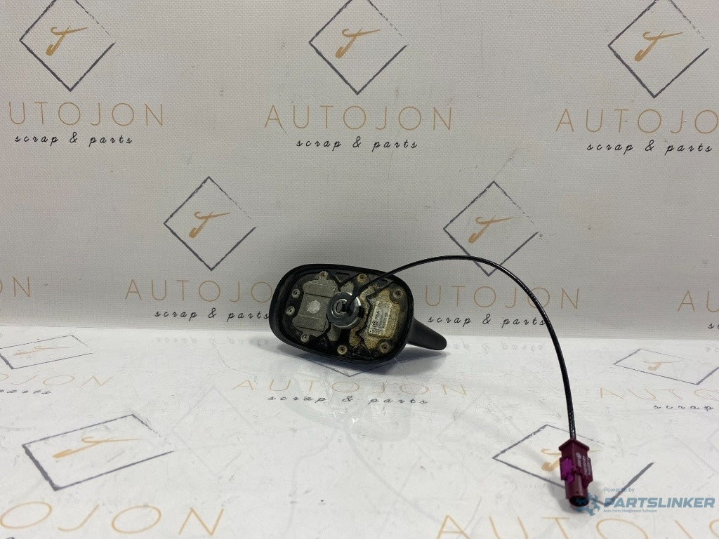 Antena cupola  VOLKSWAGEN PASSAT Variant 3C5 2005 - 2011 2.0 TDI BMP 3C0035507