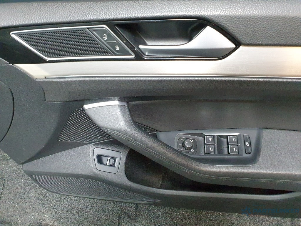 Panou usa dreapta fata VOLKSWAGEN PASSAT Variant 3G5 2014 - > 2.0 TDI 4motion CRLB, DFEA