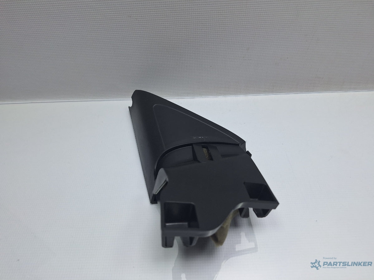 Ornament usa stanga fata VOLKSWAGEN JETTA IV 162, 163, AV3, AV2 2009 - > TDI CAYC 5C6837973