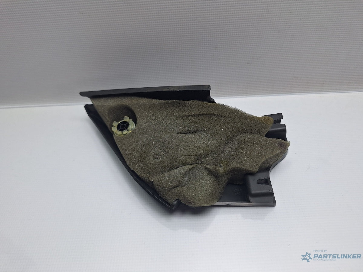 Ornament usa stanga fata VOLKSWAGEN JETTA IV 162, 163, AV3, AV2 2009 - > TDI CAYC 5C6837973